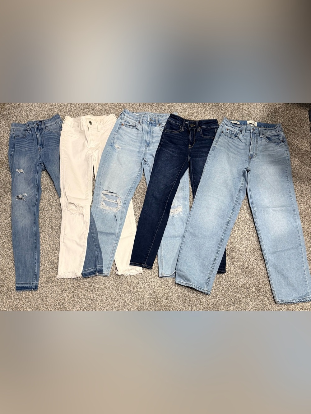 Lot of 5 -4 Size 00 and one 000 Women’s Jeans